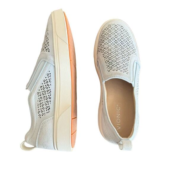 Vionic Kimmie Perforated Suede Slip-On Sneaker Women’s Size 8.5 - Picture 3 of 10